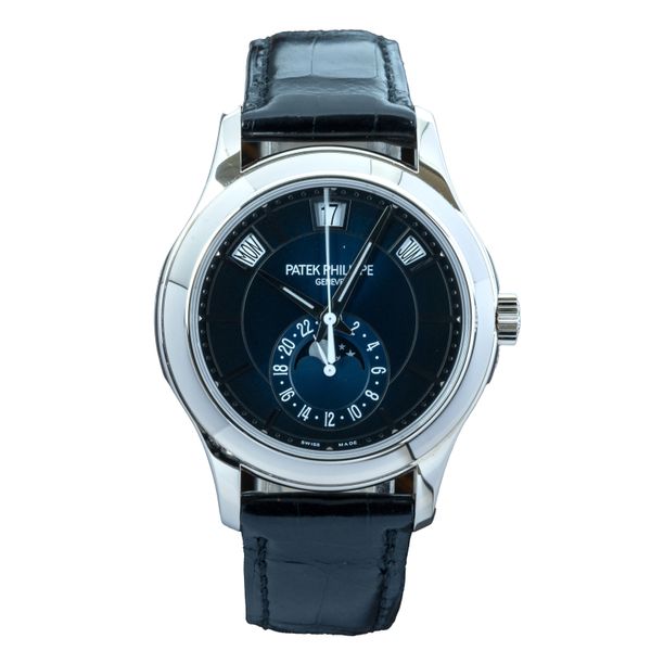 Patek Philippe Complications 5205G-013